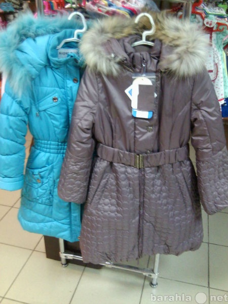 Продам: Продам зимнее пальто для девочки