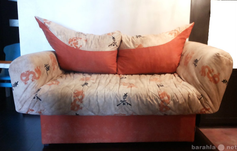 Продам: Компактный диван