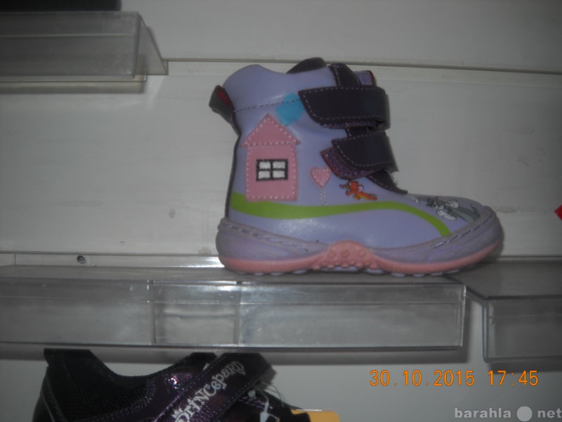 Продам: Новые детские ботинки