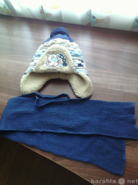 Продам: Новый зимний комплект шапка+шарф