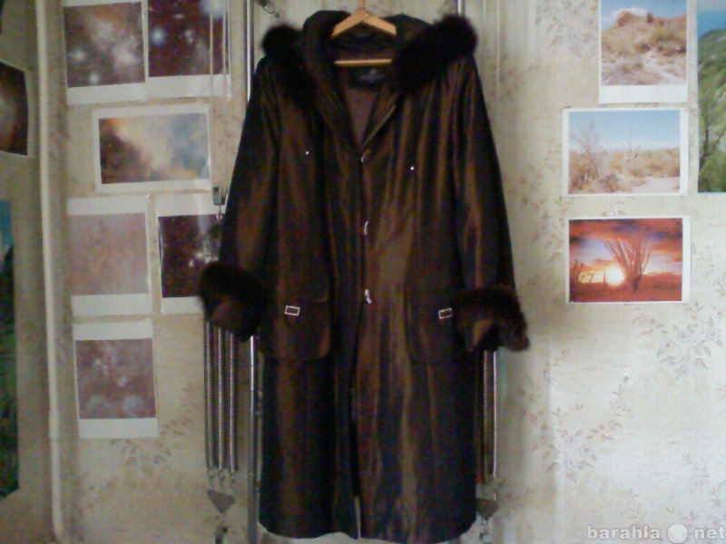 Продам: Новое демисезонное женское пальто