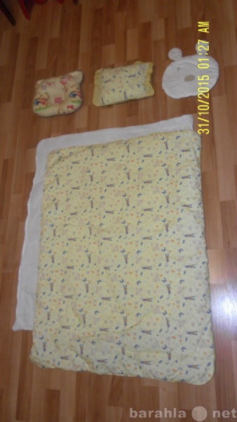 Продам: Детское одеяло с пододеяльником и подушк