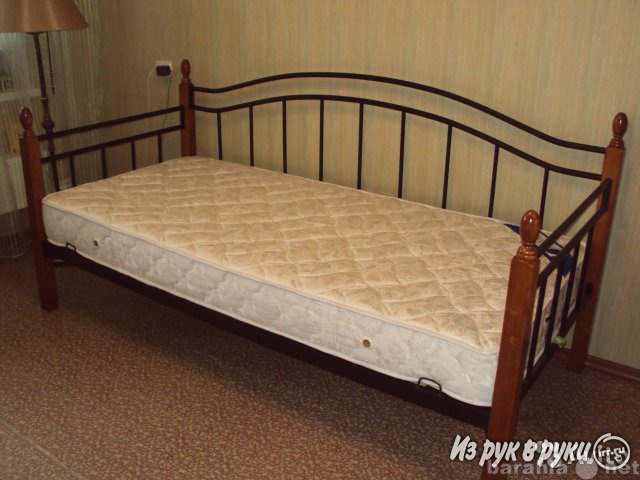 Продам: Кровать металлическая с матрасом