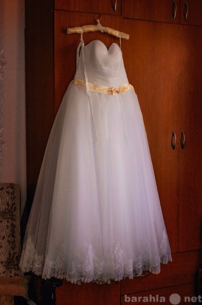 Продам: Продаю свадебное платье)Энгельс
