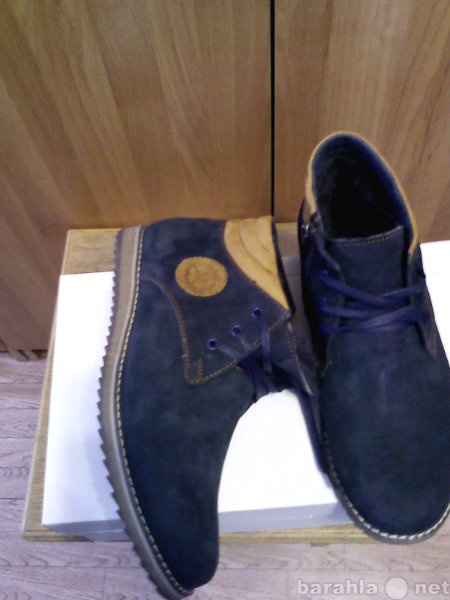 Продам: зимние ботинки мужские из замши новые