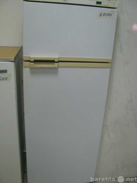Продам: б/у холодильник с морозилкой