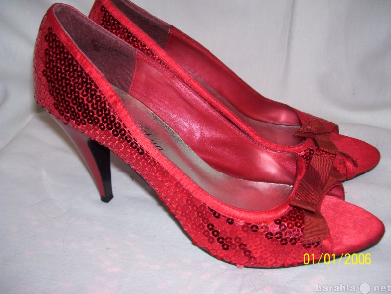 Продам: Туфли женские 40размер