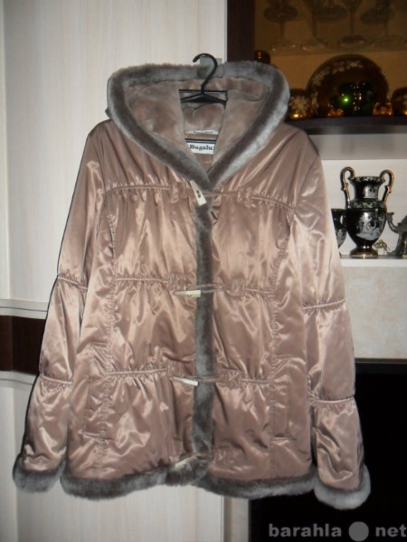 Продам: Куртка женская , весна-осень.