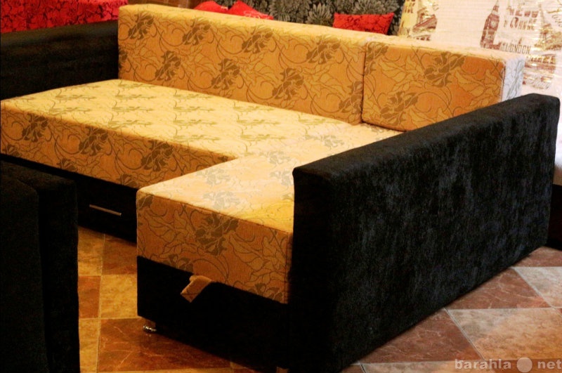 Продам: Угловой диван на пружинном блоке, спальн