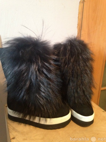 Продам: Угги-унты-ботинки с натуральным мехом