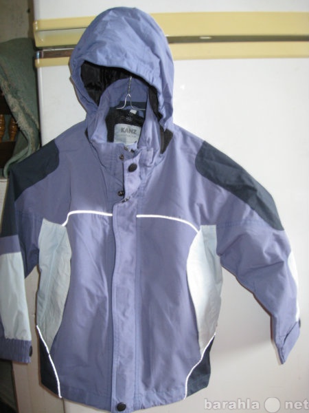 Продам: Куртка лёгкая (ветровка) kanz