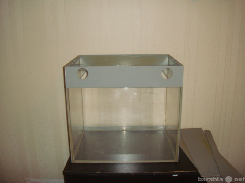Продам: Продаю аквариум на 100л с камнями,фильтр