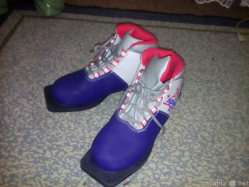 Продам: лыжные ботинки