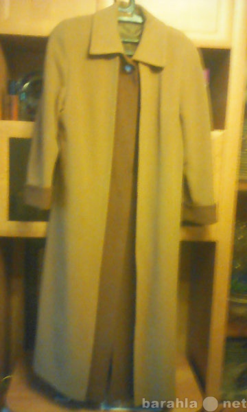 Продам: Женское демисезонное пальто