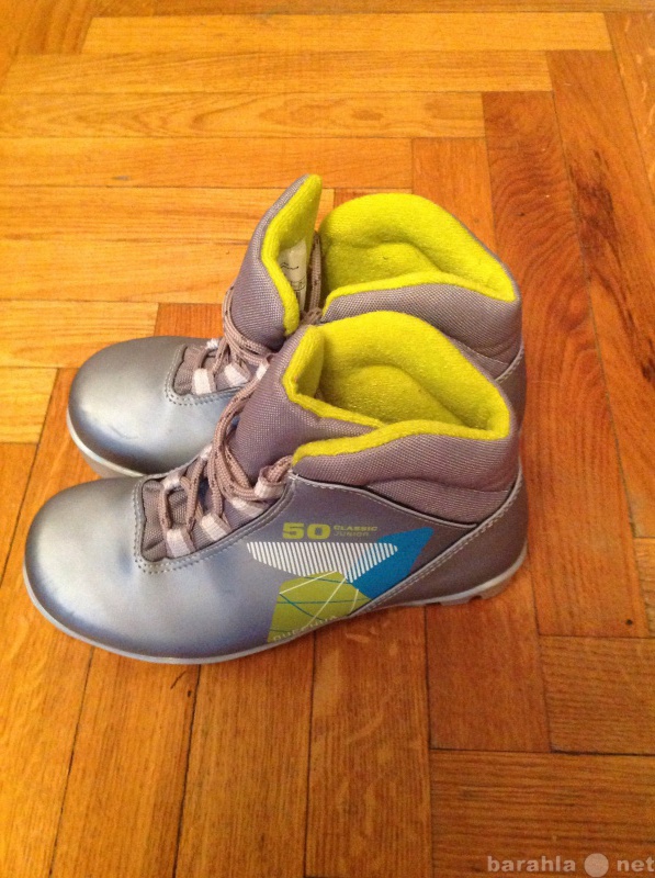 Продам: Ботинки для беговых лыж