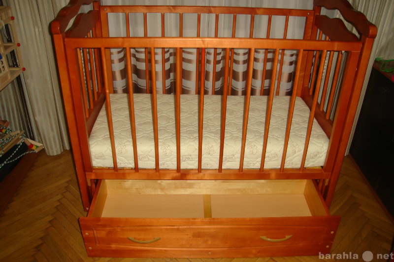 Продам: Детская кровать Можга, матрас в подарок