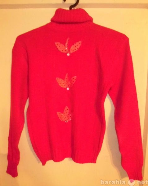 Продам: свитер женский новый