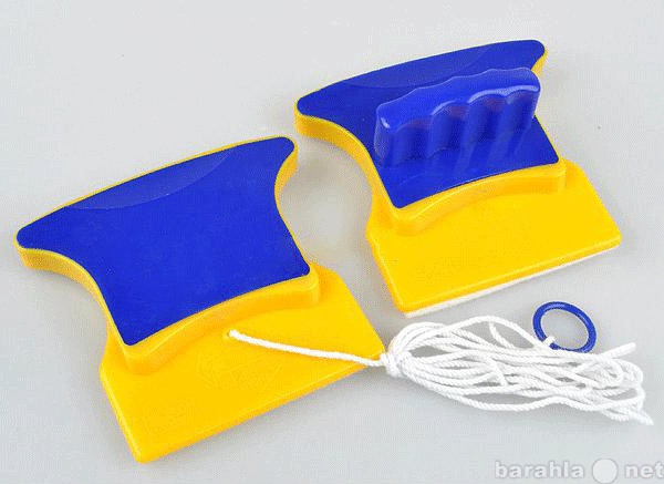 Продам: Удобная магнитная щетка для мытья окон с