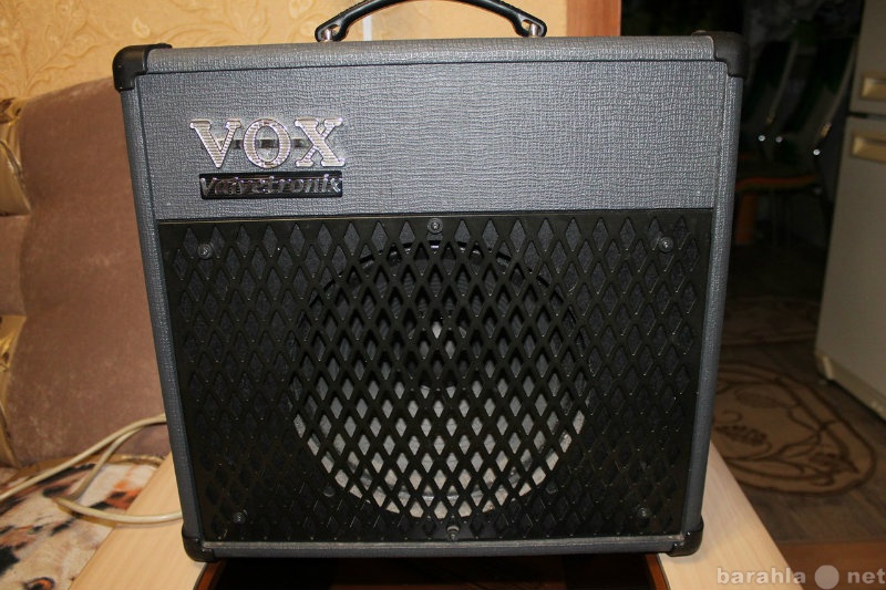 Продам: Комбик(Усилитель) гитарный VOX AD15VTXL