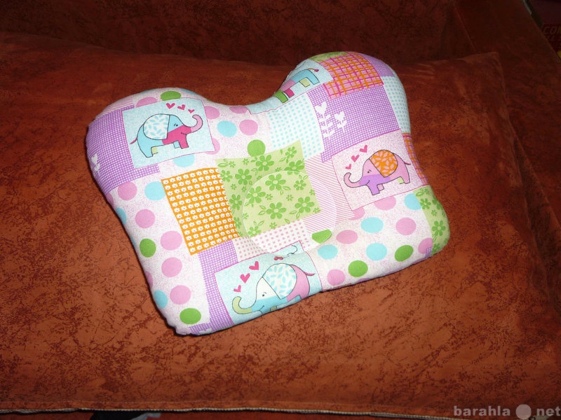 Продам: Подушка для новорожденных Бабочка Тривес