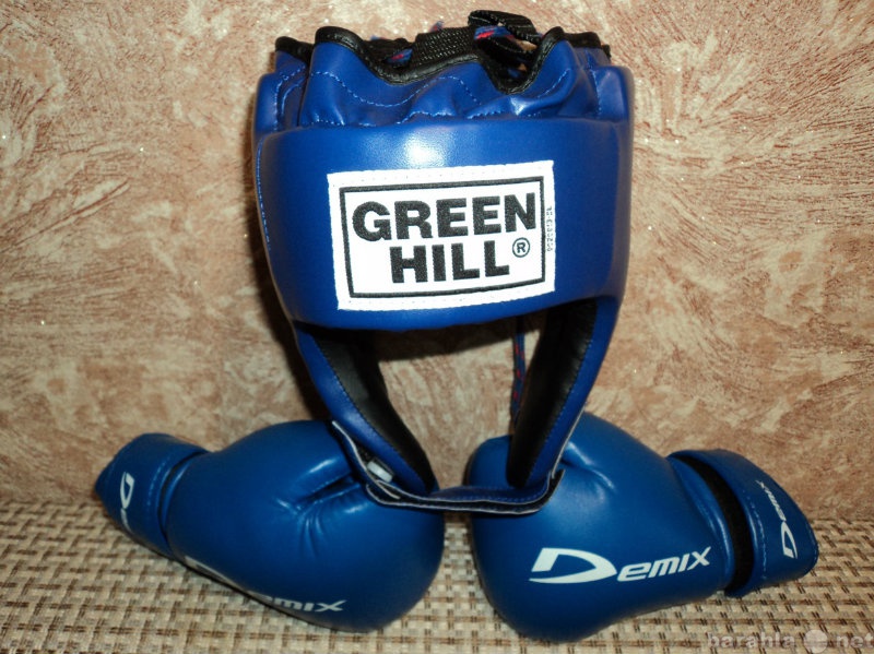 Продам: шлем и перчатки для бокса