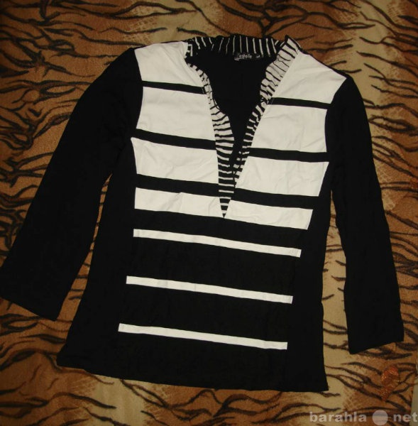 Продам: школьная черно-белая блуза кофта