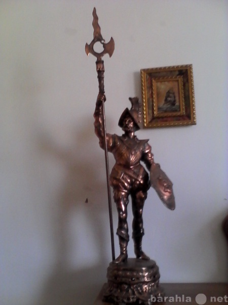 Продам: статуя рыцаря