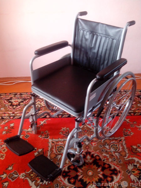 Продам: Инвалидное кресло с санитарным оснащение