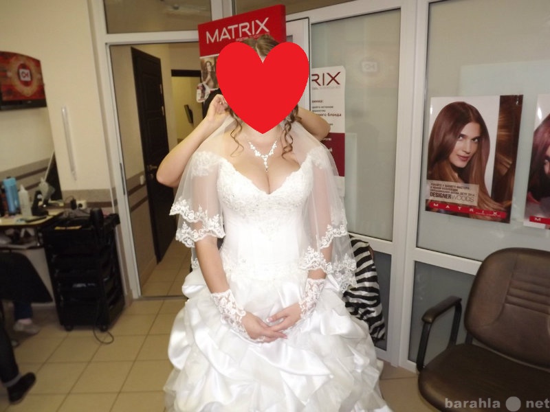 Продам: Продам шикарное свадебное платье!