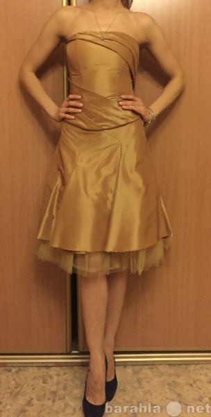 Продам: Платье выпускное золотого цвета