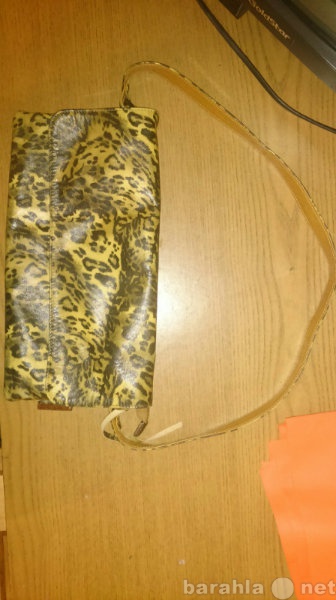 Продам: Женская кожаная сумочка-клатч