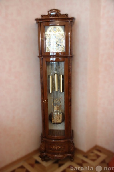 Продам: Часы напольные маятниковые