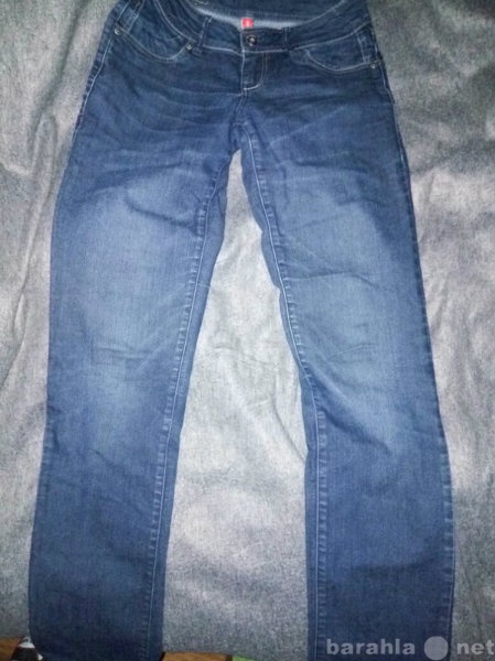 Продам: джинсы, брюки