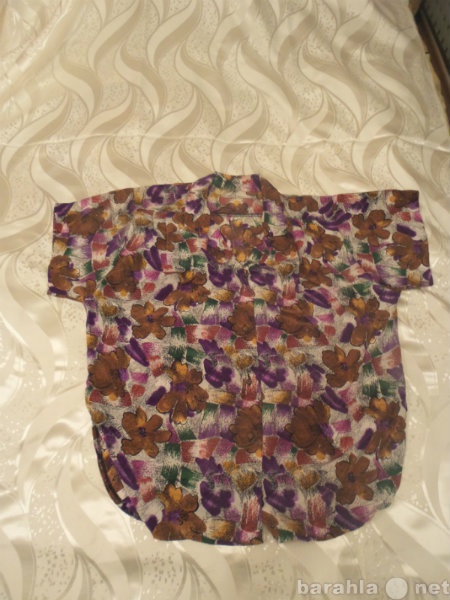 Продам: Пестрая блузка Первомайская заря