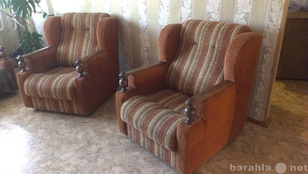 Продам: Диван, кресла (по отдельной цене-3900 р)