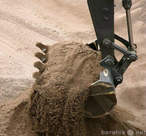 Продам: Песок строительный в мешках и валом