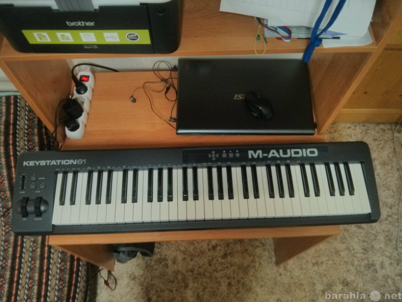 Продам: MIDI клавиатура M-Audio Keystation 61 II