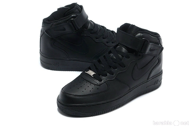 Продам: Продаю кроссовки Nike Air Force Black