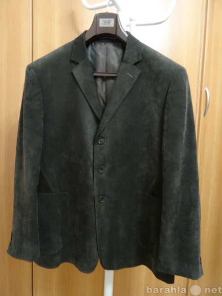 Продам: вельветовый пиджак коричневый новый