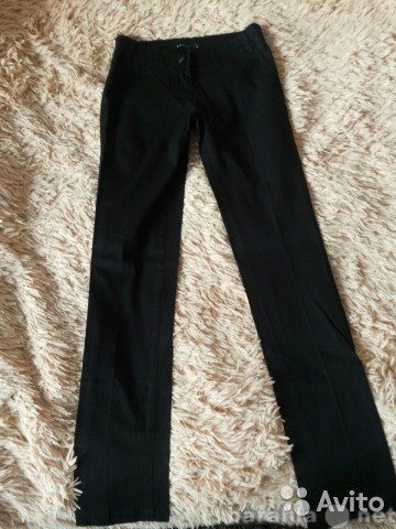 Продам: Черные джинсы стрейтч