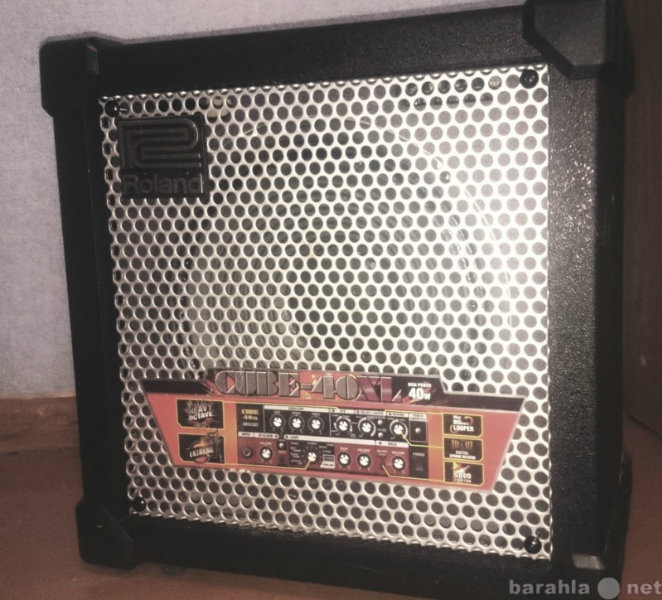 Продам: гитарный комбоусилитель Roland Cube 40XL