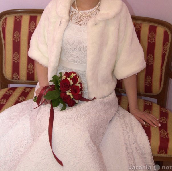 Продам: Свадебное платье + шубка