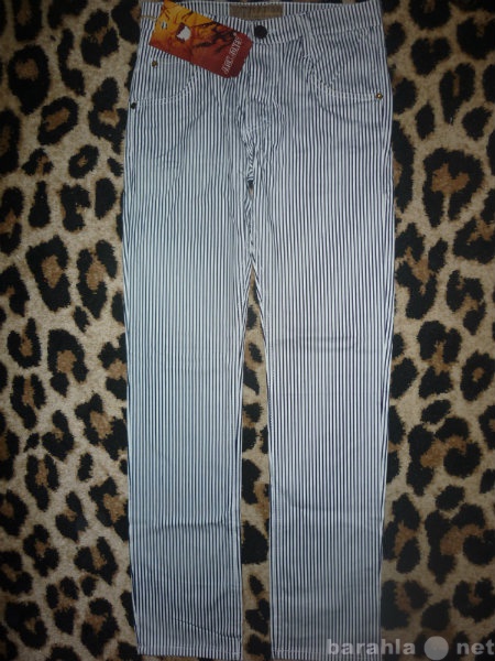 Продам: Новые брюки-джинсы