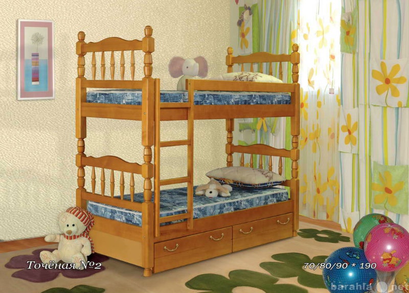 Продам: кровать деревянная двухярусная детская
