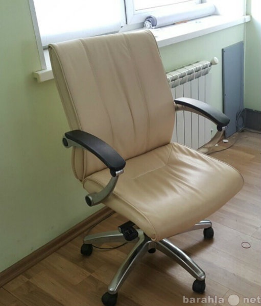 Продам: Кресло для руководителя