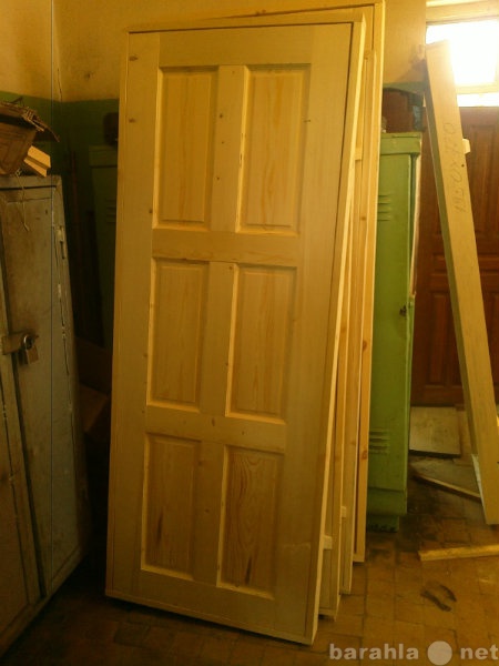 Продам: Дверь деревянная Филенчатая