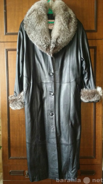 Продам: Пальто из натуральной кожи с чернобуркой