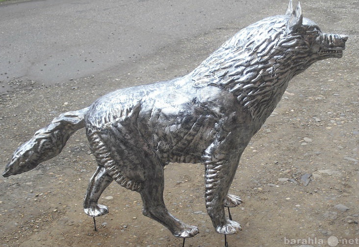 Продам: Волк скульптурный из металла.
