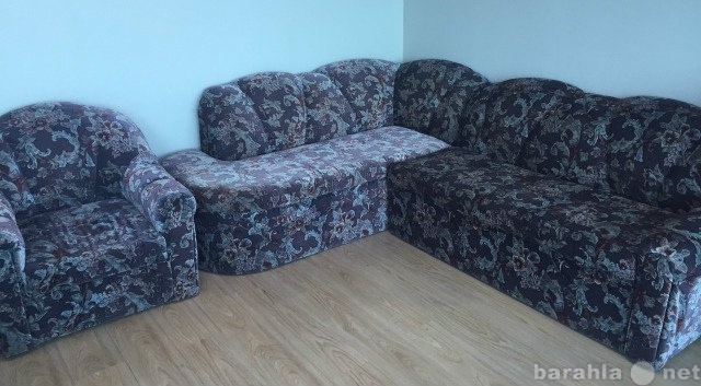 Продам: диван угловой и кресло