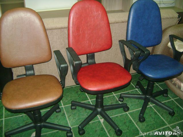 Продам: Офисное кресло "Престиж" кож